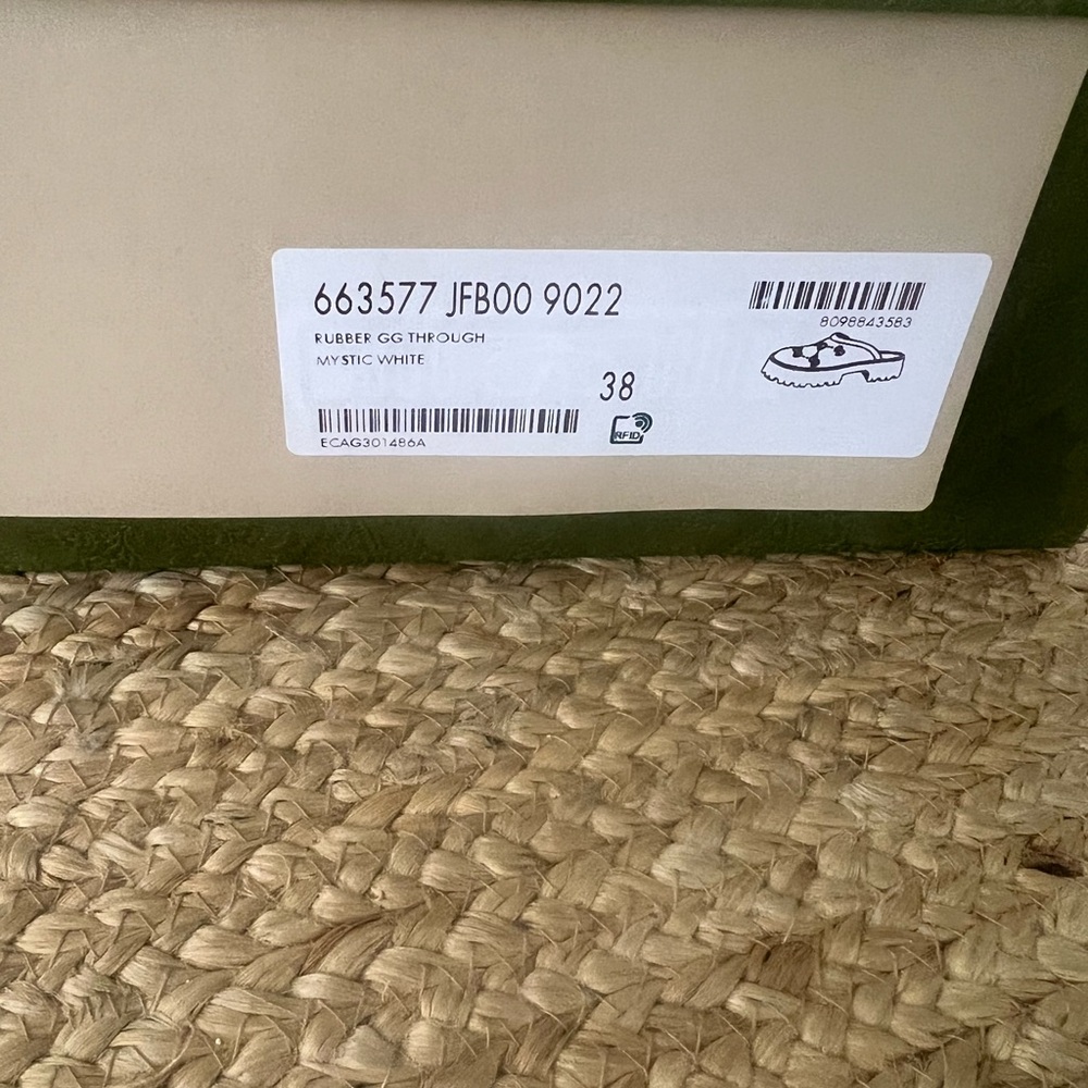 Authentic Cream Clogs - Picture 7 of 7